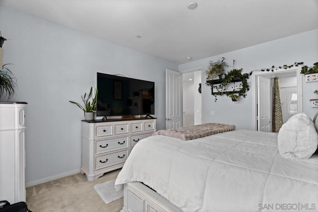 1134 Calle Oroblanco 2