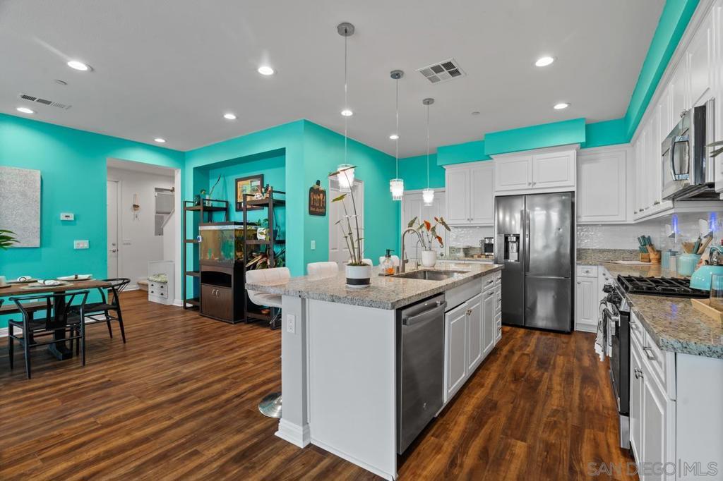 1134 Calle Oroblanco 2