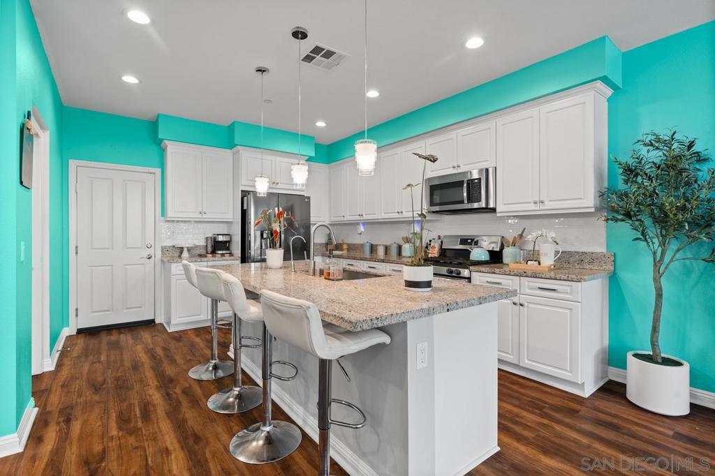 1134 Calle Oroblanco 2