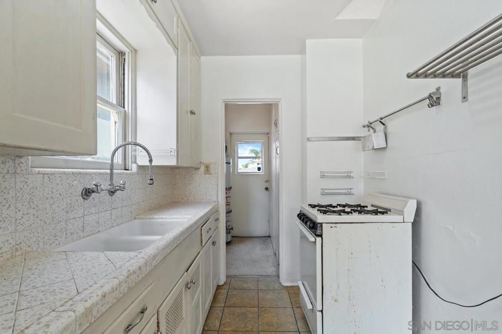 4450 4452 Arizona Street