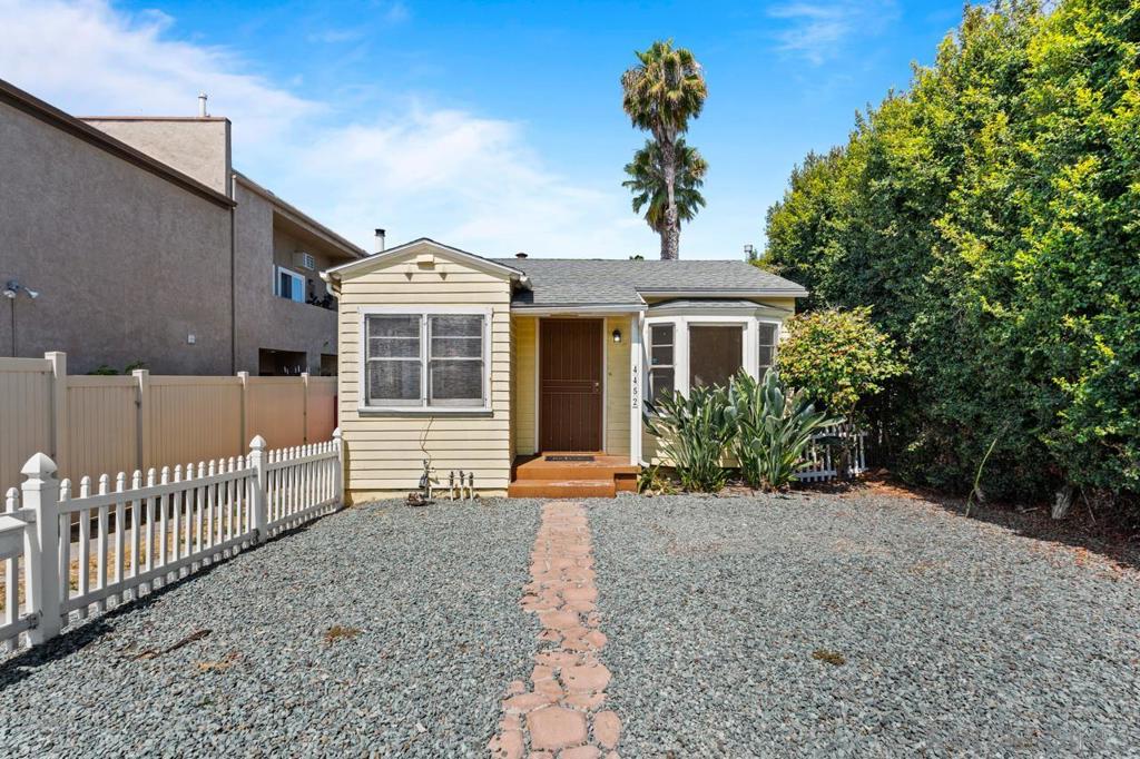 4450 4452 Arizona Street