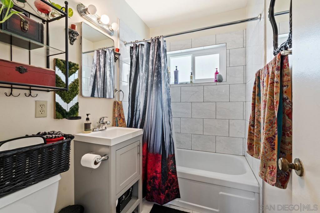 4450 4452 Arizona Street