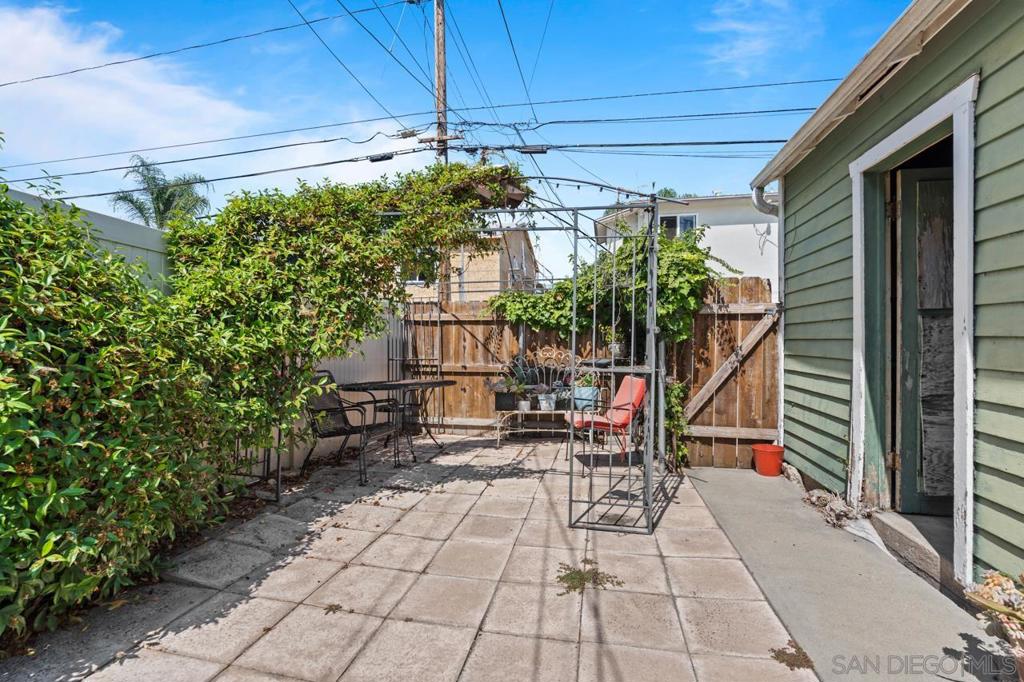 4450 4452 Arizona Street