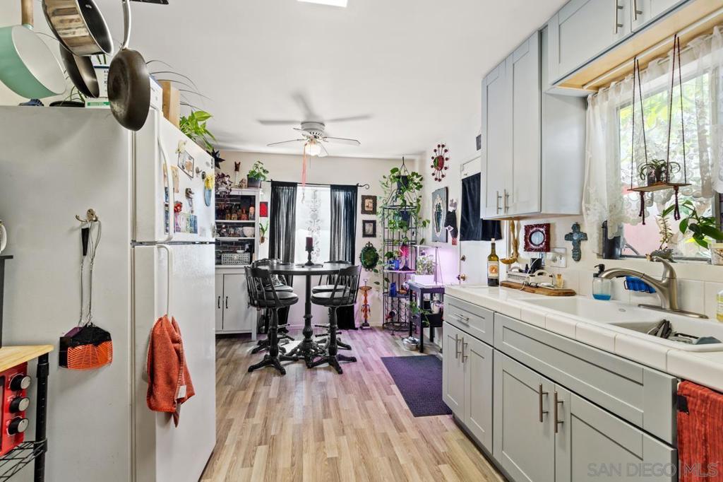 4450 4452 Arizona Street