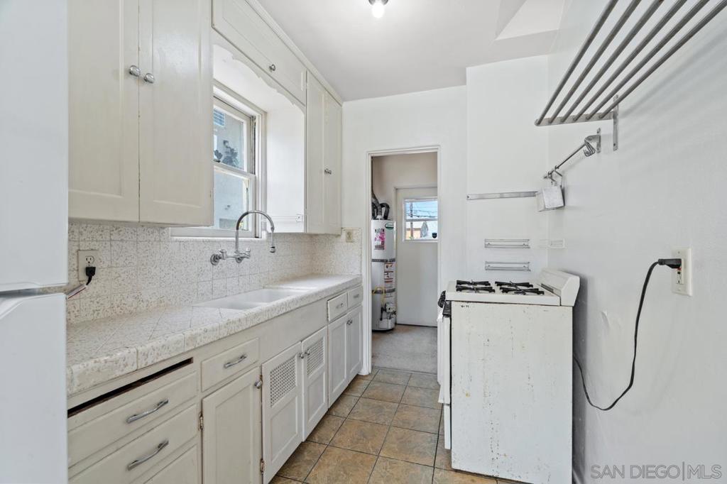 4450 4452 Arizona Street