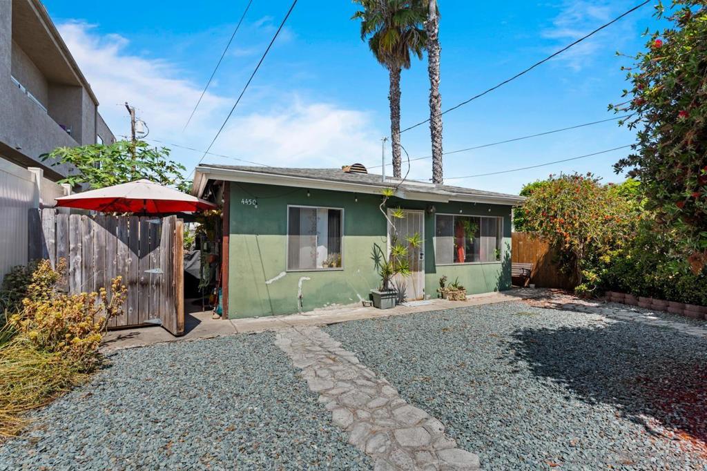 4450 4452 Arizona Street