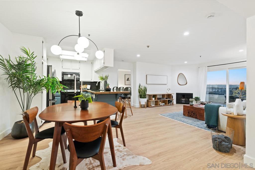 11255 Tierrasanta Blvd 76