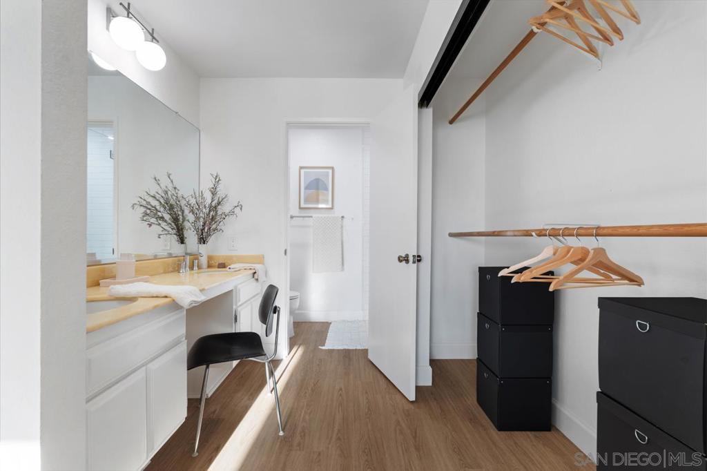 11255 Tierrasanta Blvd 76