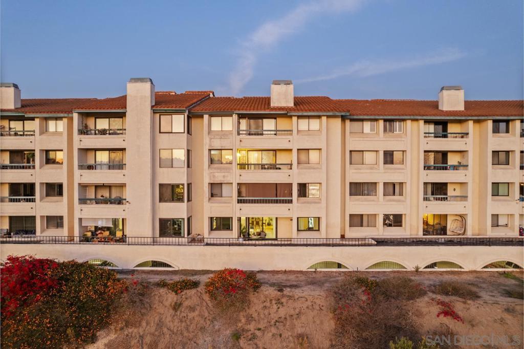 11255 Tierrasanta Blvd 76