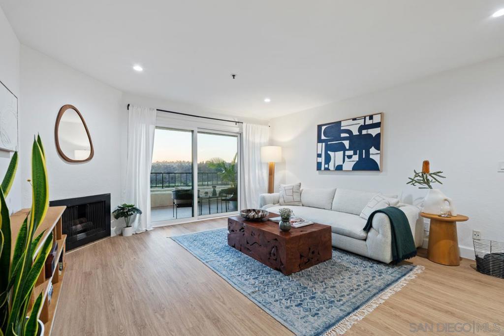 11255 Tierrasanta Blvd 76