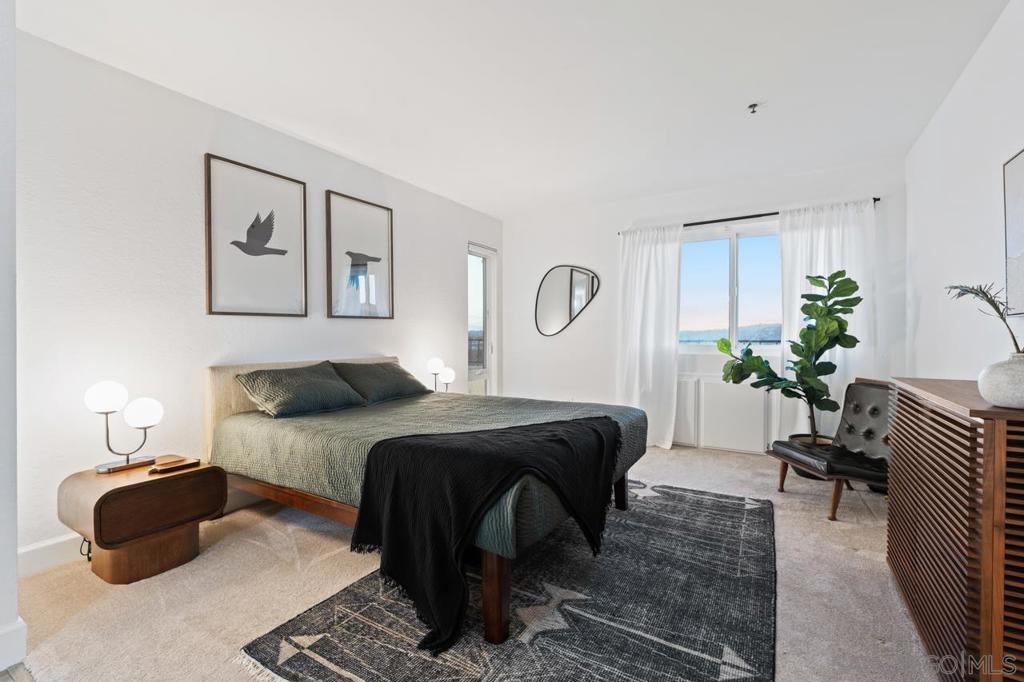 11255 Tierrasanta Blvd 76