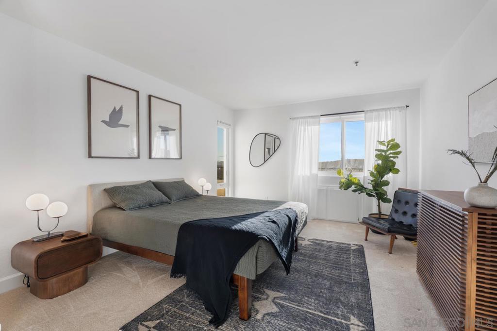 11255 Tierrasanta Blvd 76