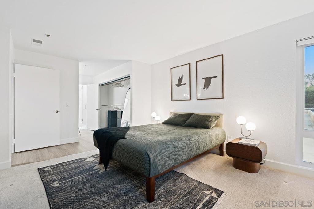 11255 Tierrasanta Blvd 76