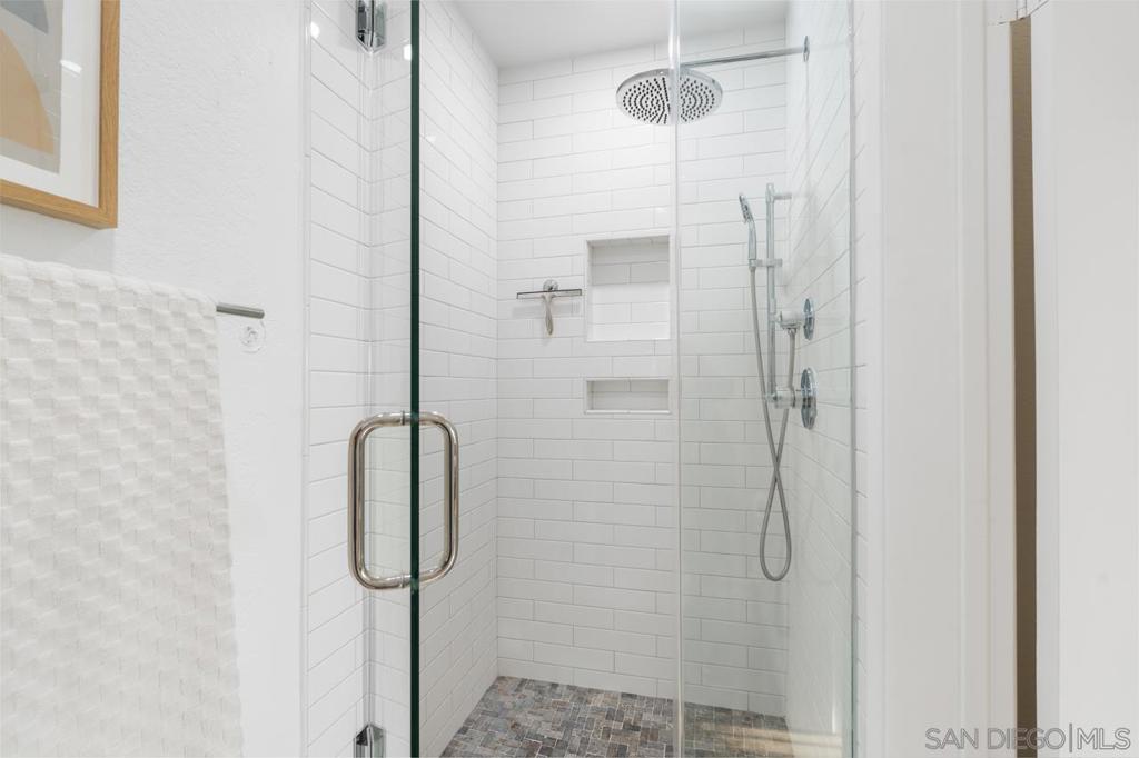 11255 Tierrasanta Blvd 76