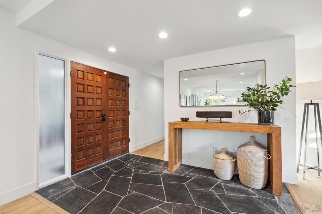 5109 College Gardens Ct