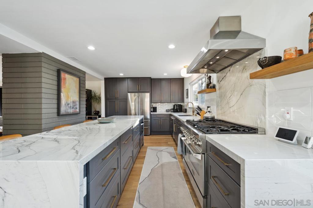 5109 College Gardens Ct