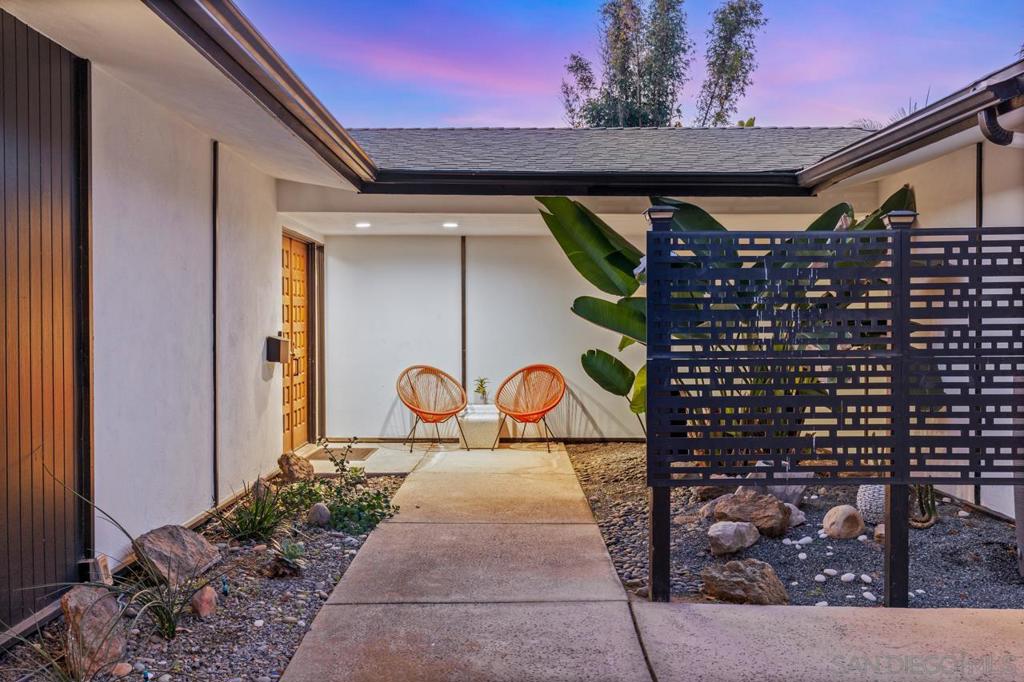 5109 College Gardens Ct