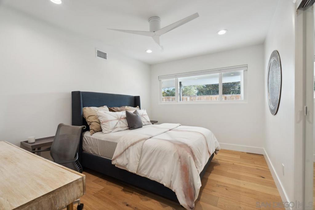 5109 College Gardens Ct