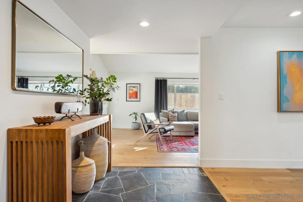 5109 College Gardens Ct