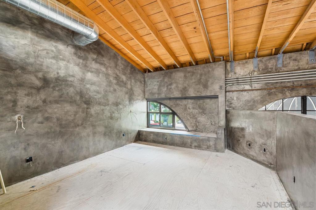 843 10Th Ave A & B