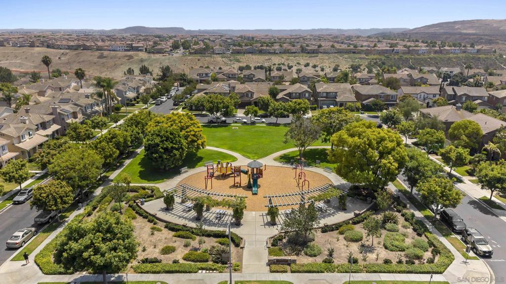 1438 Carneros Valley St