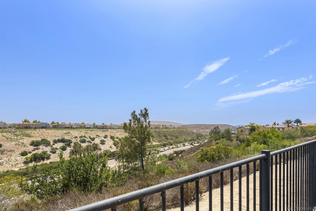 1438 Carneros Valley St