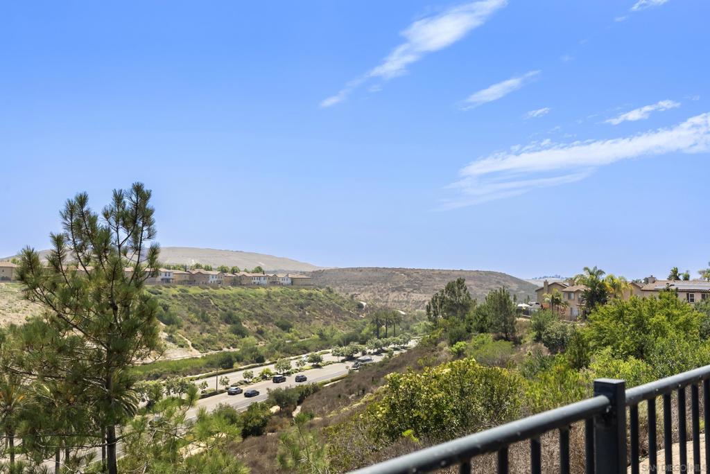 1438 Carneros Valley St