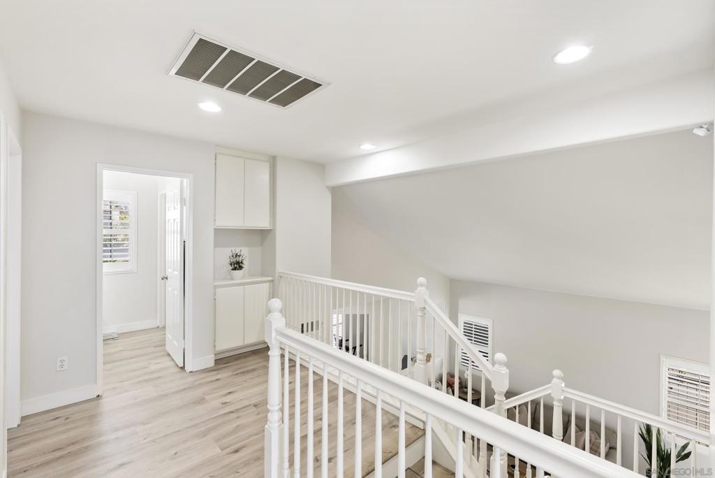 1438 Carneros Valley St