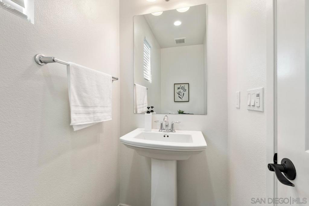 21480 Harmony Village Dr