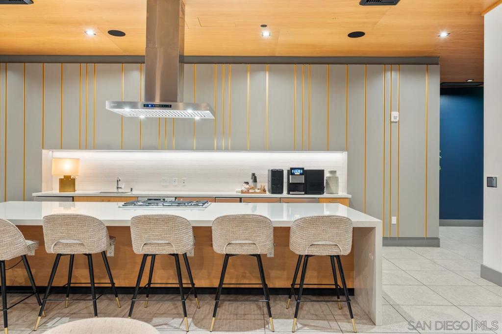 1440 Columbia St 2302