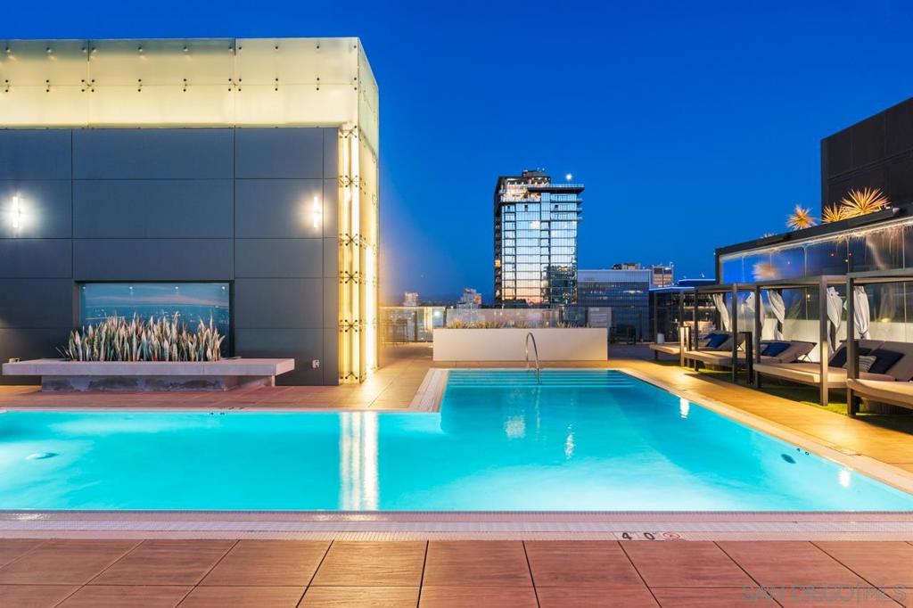 1440 Columbia St 2302