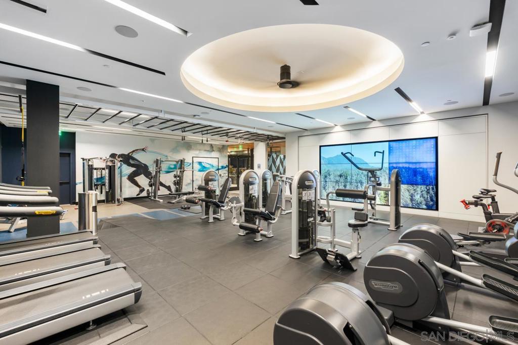 1440 Columbia St 2302