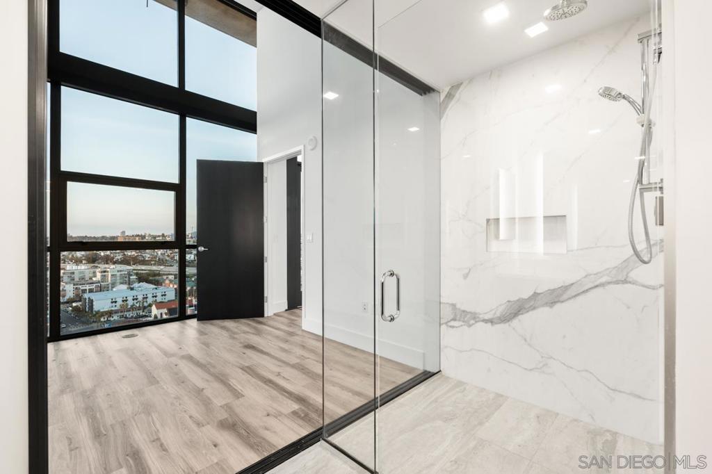 1440 Columbia St 2302