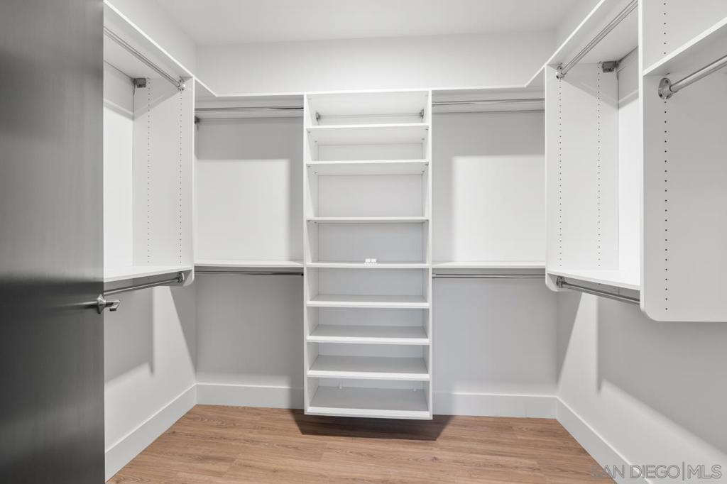 1440 Columbia St 2304