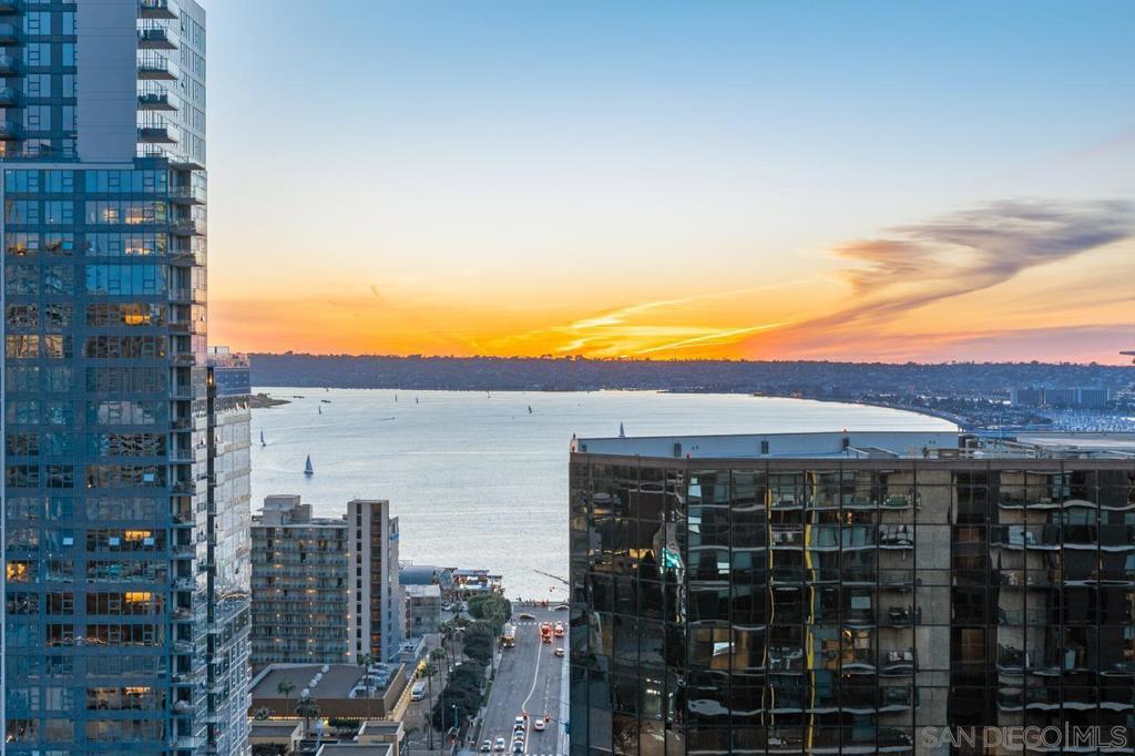 1440 Columbia St 2304