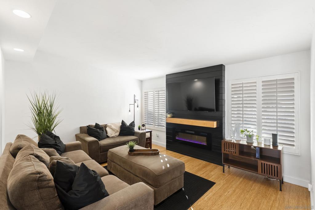 12979 Calle De Las Rosas