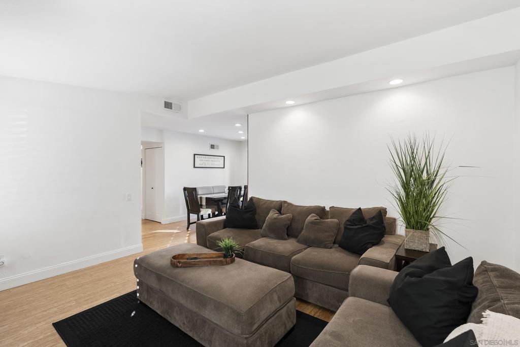 12979 Calle De Las Rosas