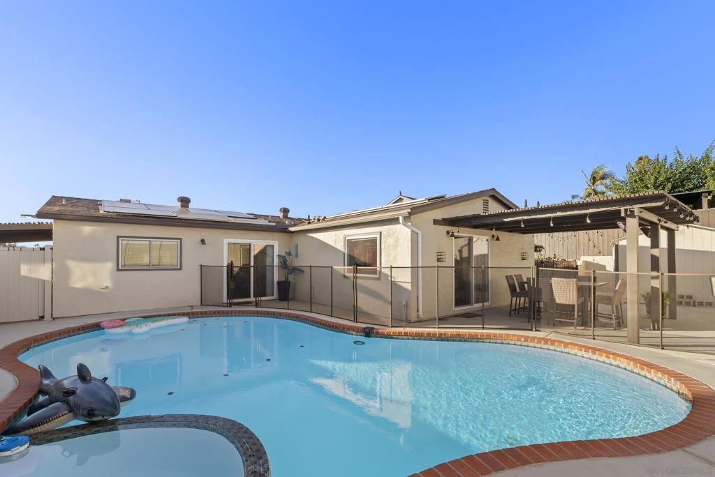 12979 Calle De Las Rosas