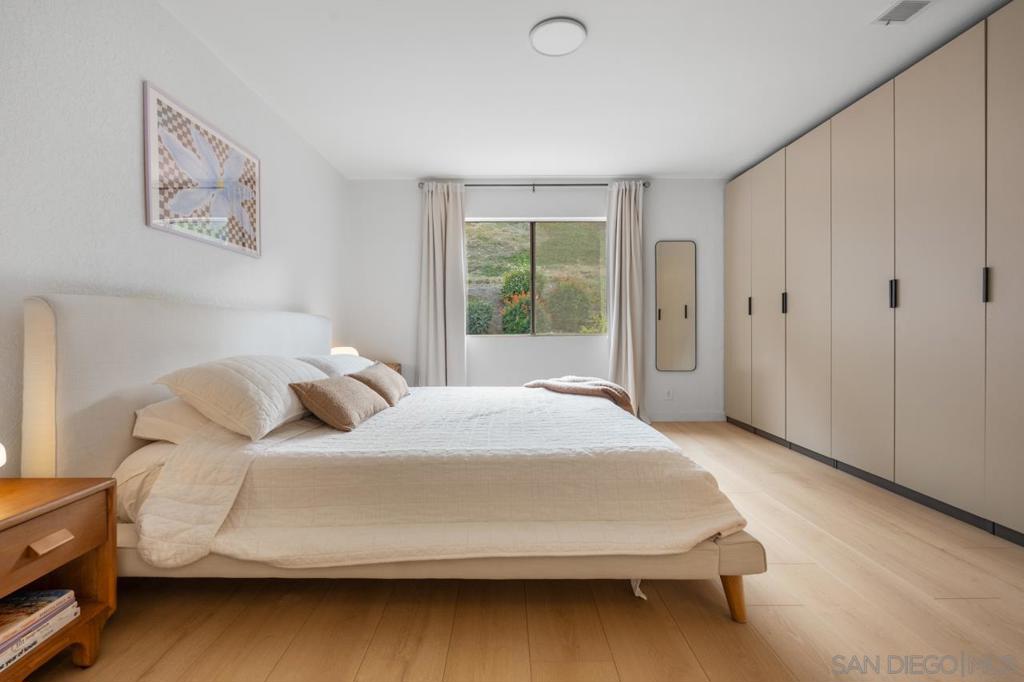 4405 Sierra Morena Ave