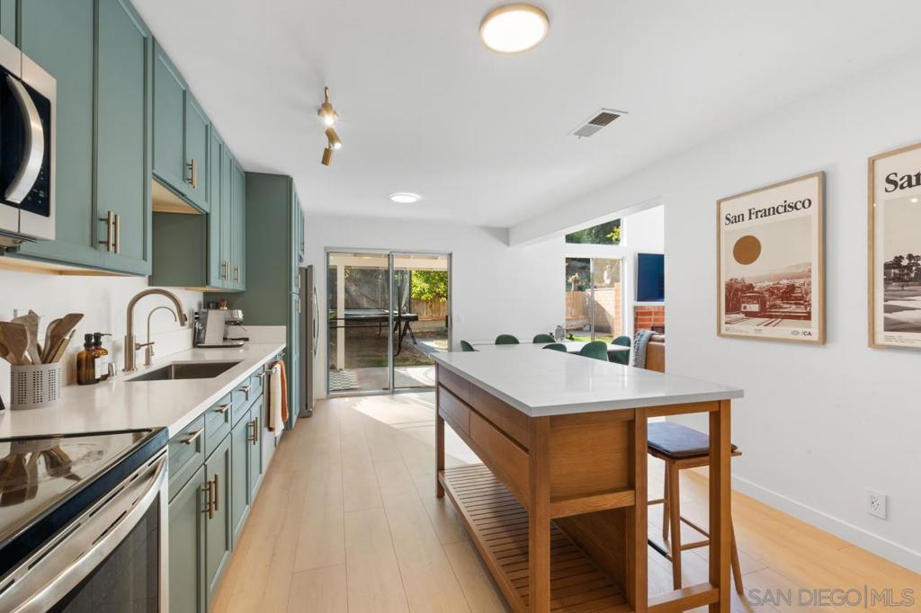 4405 Sierra Morena Ave