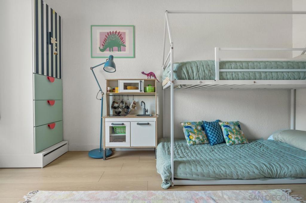 4405 Sierra Morena Ave