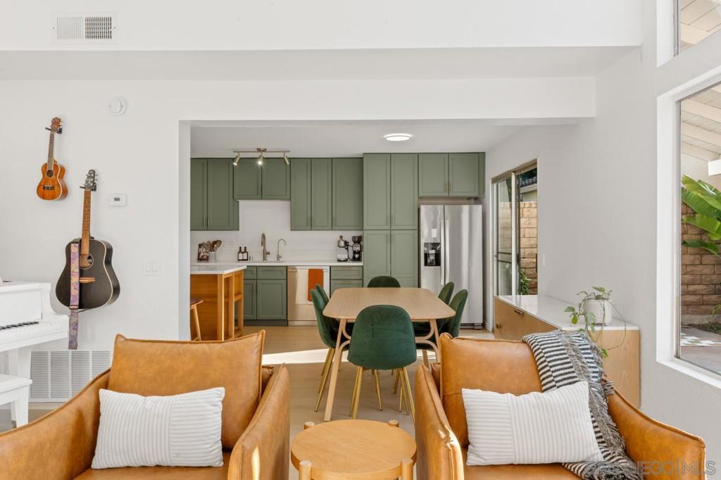 4405 Sierra Morena Ave