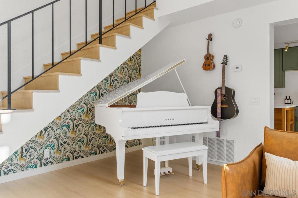 4405 Sierra Morena Ave