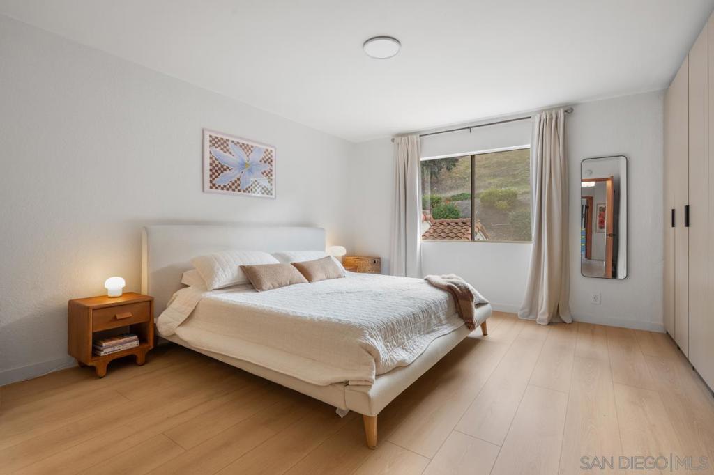 4405 Sierra Morena Ave