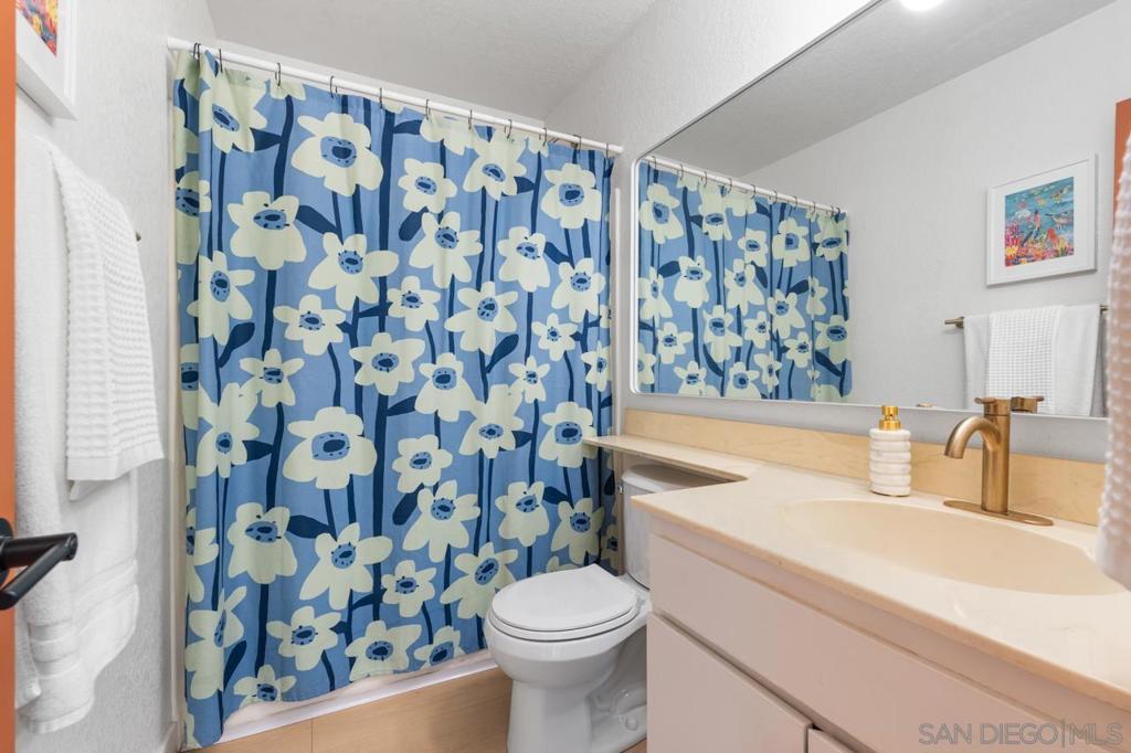 4405 Sierra Morena Ave