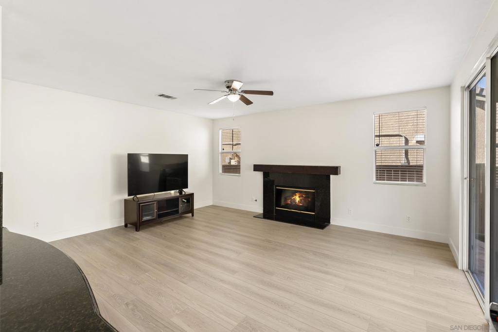 1405 Carneros Valley St