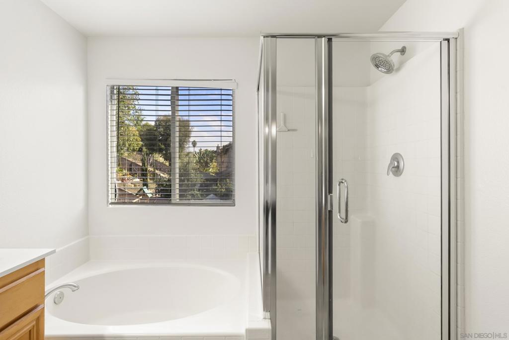 1405 Carneros Valley St