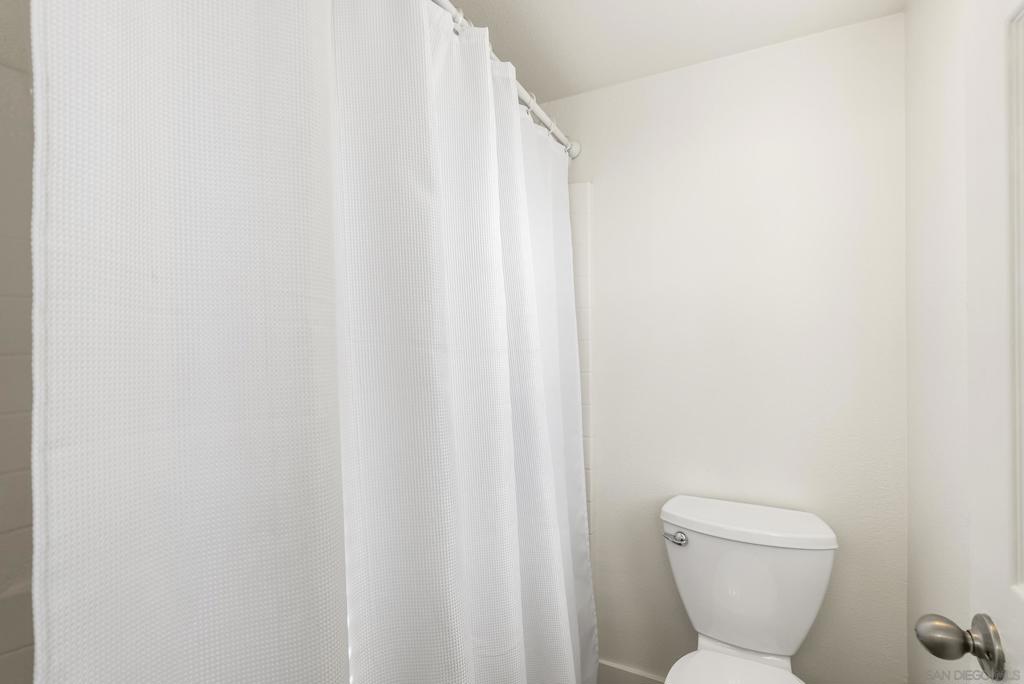 1405 Carneros Valley St