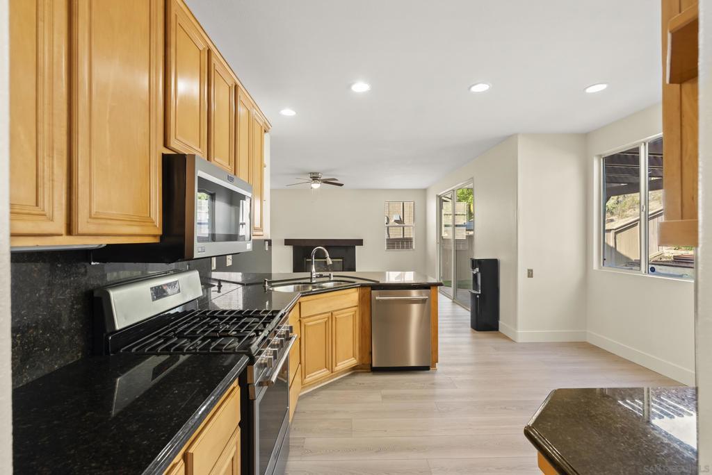 1405 Carneros Valley St