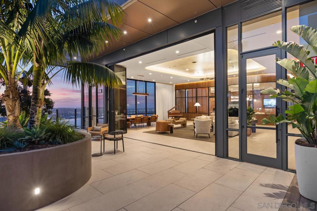 1331 Columbia St 3607